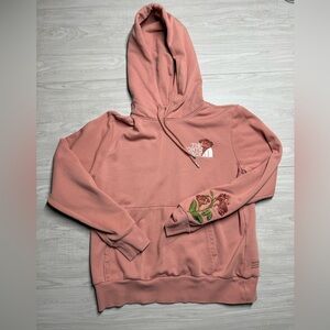 Women’s The North Face hoodie